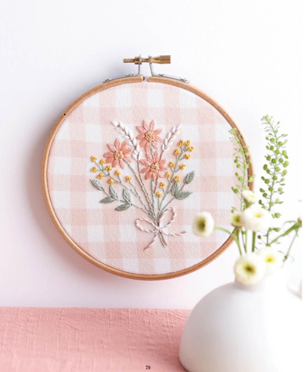 Cozy Stitches: 12 Calm & Creative Embroidery Projects for Absolute Beginners - Book for Beginners