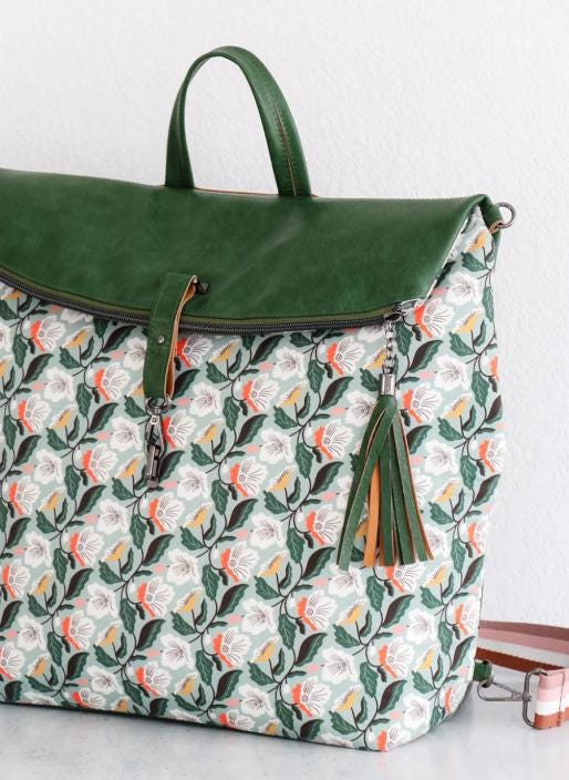 Lake Bag Pattern from Sallie Tomato
