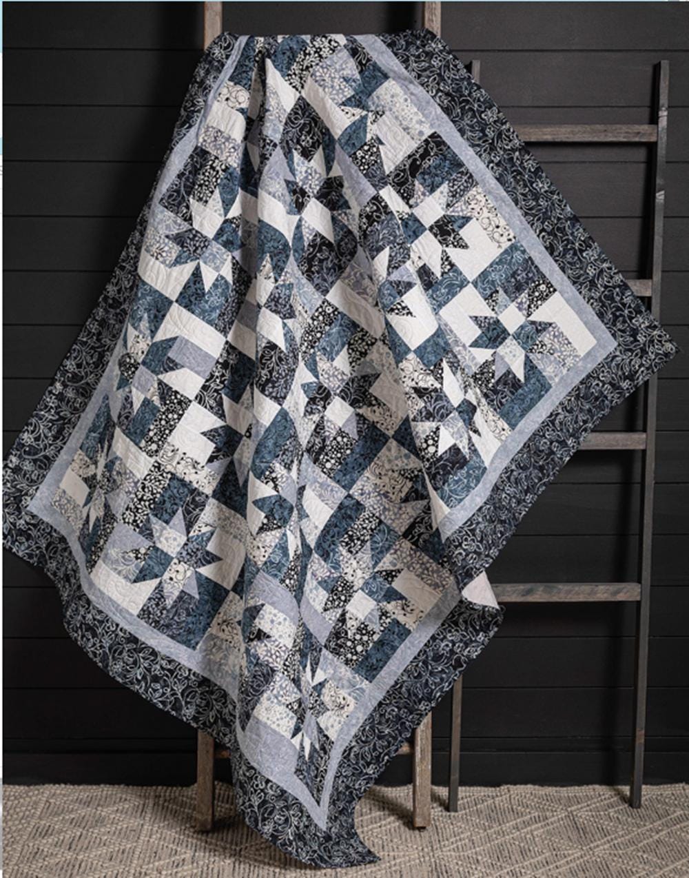 Forever Fabulouse Fat Quarter Quilts from Annies - Softcover book with 9 designs using Fat Quarters